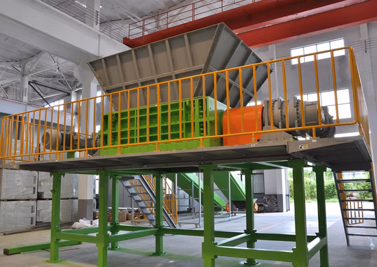 8mm Metal Plastic High-Efficiency Crusher Is Affordable and Can Be Used for Waste Paper Treatment and Crushing Waste